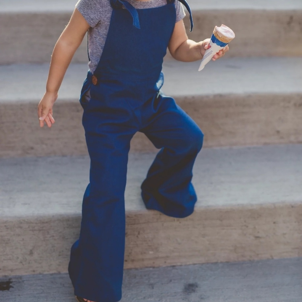 Toddler girl bell bottom overalls - Picture 2 of 2
